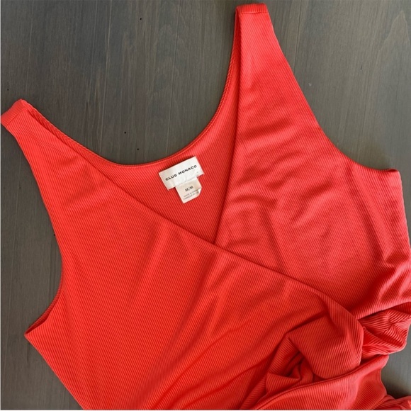 SIZE M CLUB MONACO JADRIEN WRAP MIDI SLEEVELESS RIBBED LINED DRESS CORAL ORANGE - Picture 2 of 7